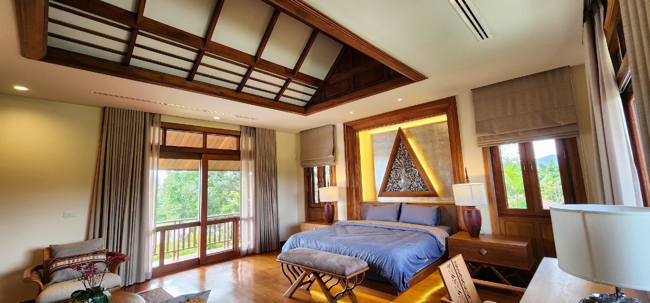 Magnificent 5 Bedroom Lanna Pool Villa for sale in Luang Nua Doi Saket-SHG-HS502