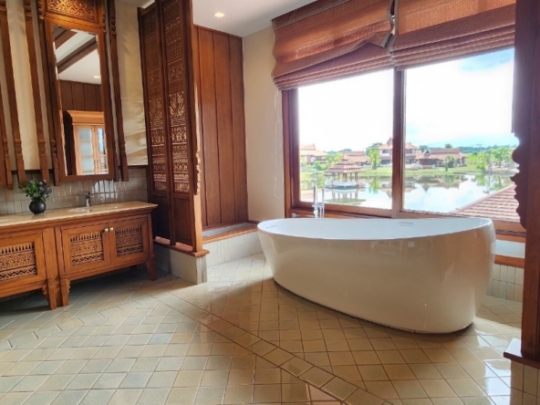 Magnificent 5 Bedroom Lanna Pool Villa for sale in Luang Nua Doi Saket-SHG-HS502