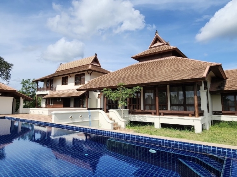 Magnificent 5 Bedroom Lanna Pool Villa for sale in Luang Nua Doi Saket-SHG-HS502