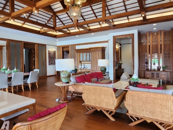 Magnificent 5 Bedroom Lanna Pool Villa for sale in Luang Nua Doi Saket-SHG-HS502