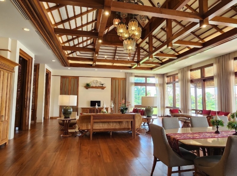 Magnificent 5 Bedroom Lanna Pool Villa for sale in Luang Nua Doi Saket-SHG-HS502