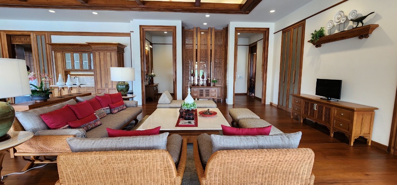 Magnificent 5 Bedroom Lanna Pool Villa for sale in Luang Nua Doi Saket-SHG-HS502