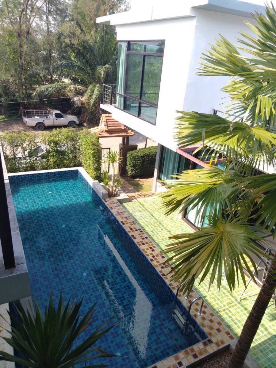 Modern 5 bedroom home with pool for sale in Mae Rim-SHG-HS469