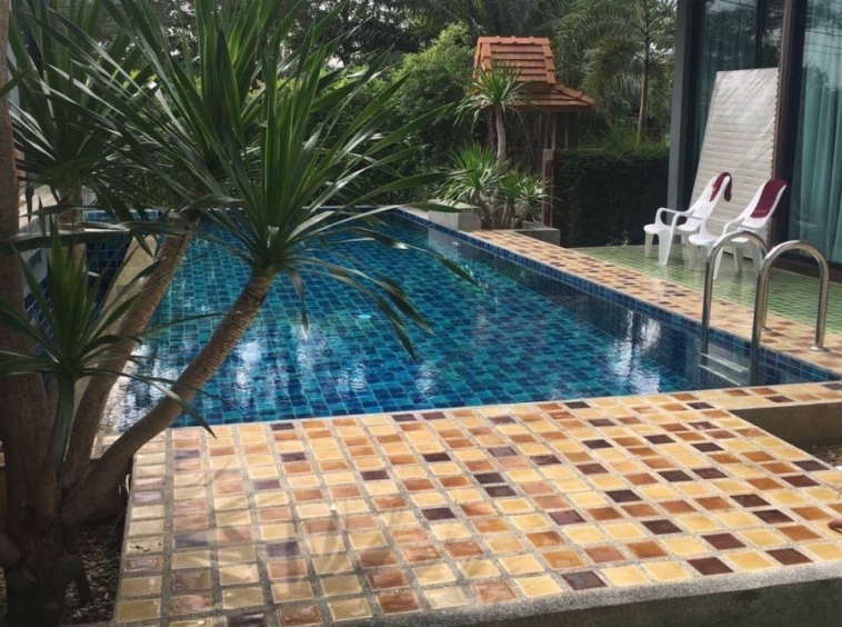 Modern 5 bedroom home with pool for sale in Mae Rim-SHG-HS469