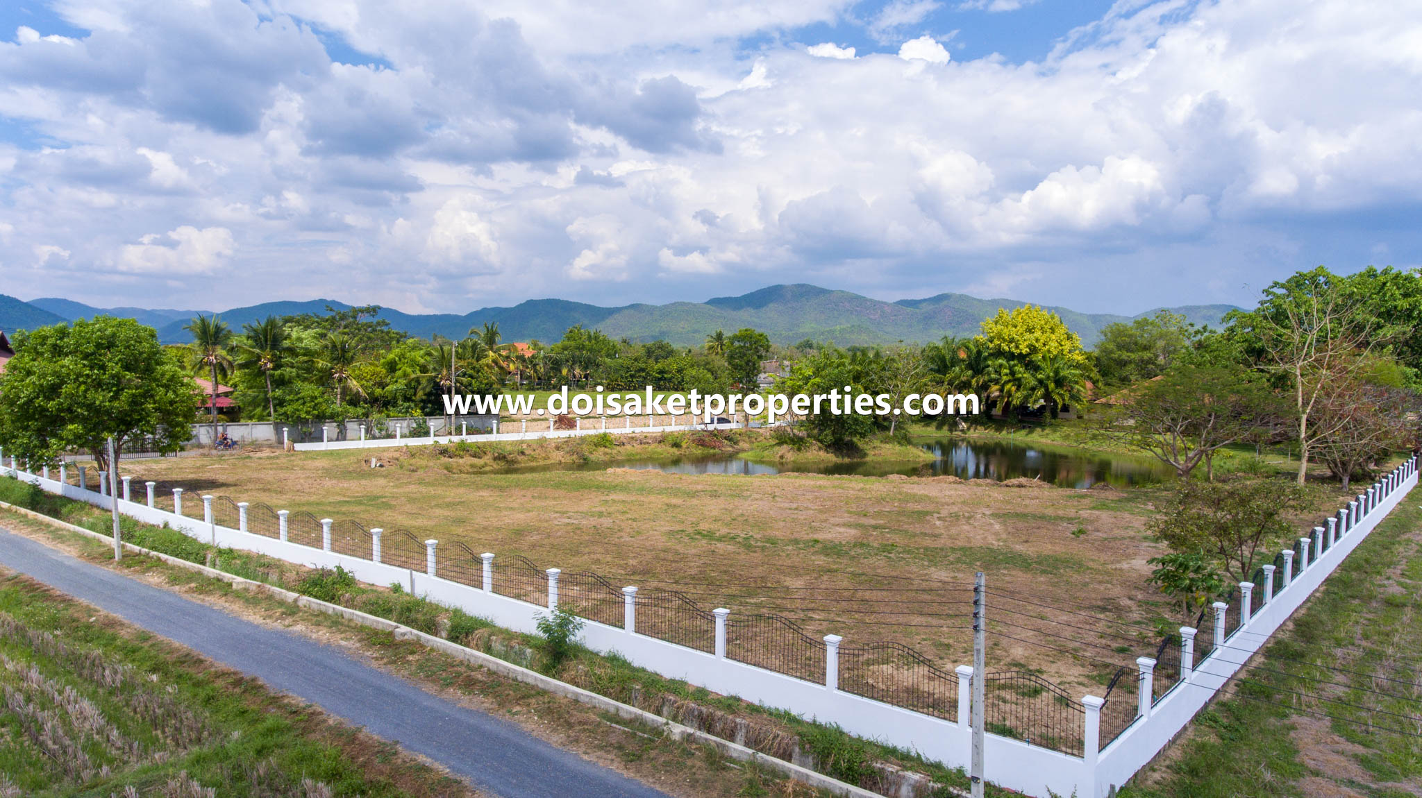 Doi Saket-DSP-(LS363-02) Almost 3 Rai of Ready-to-Build Land with Incredible Views for Sale in a Great Location in Luang Nuea