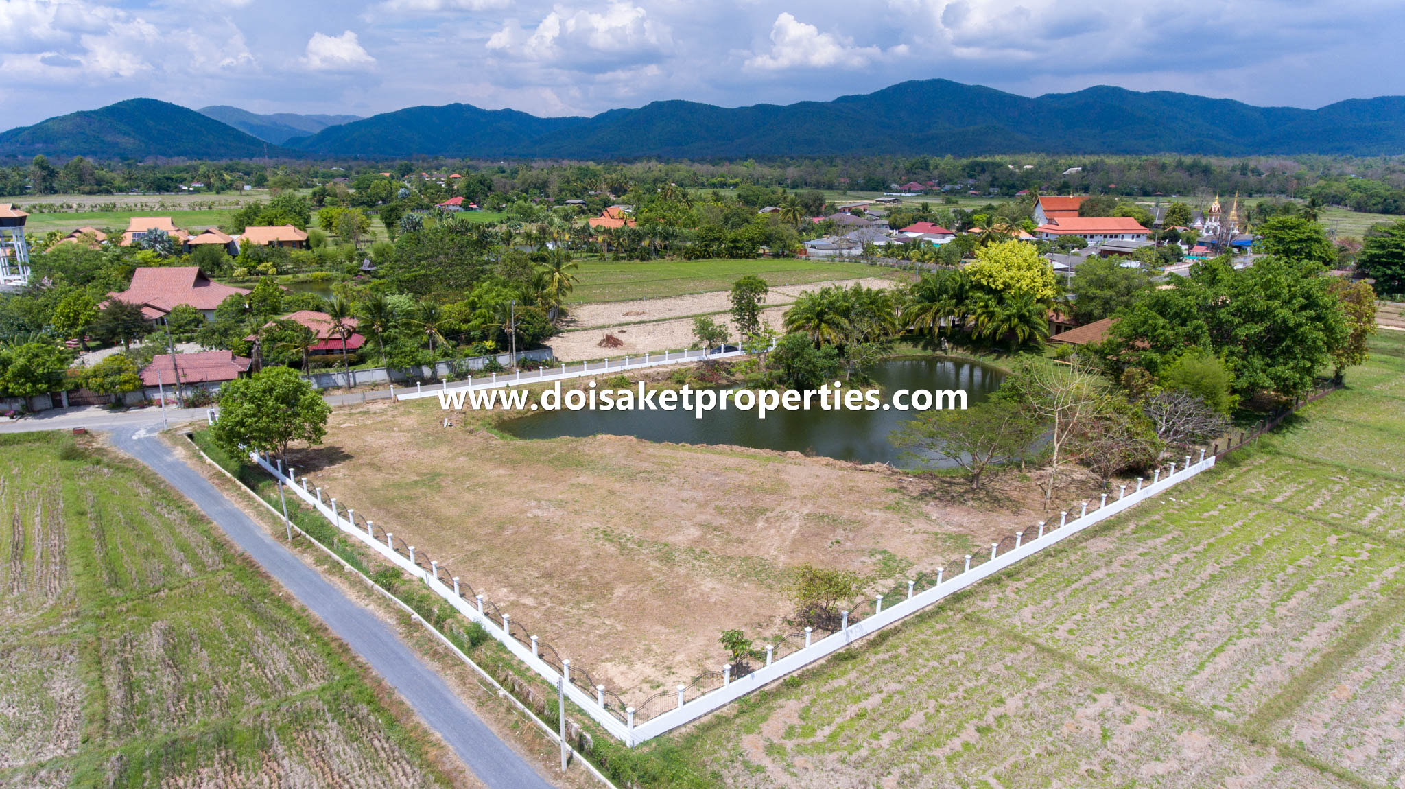 Doi Saket-DSP-(LS363-02) Almost 3 Rai of Ready-to-Build Land with Incredible Views for Sale in a Great Location in Luang Nuea