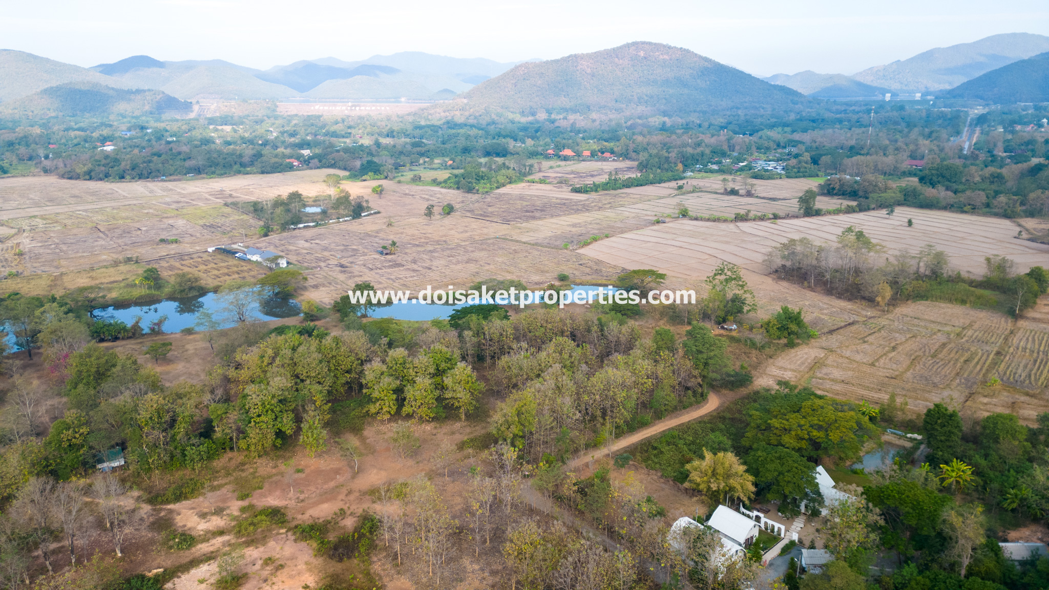 Doi Saket-DSP-(LS390-19) Great 19.5+ Rai Plot of Land for Sale in Luang Nua