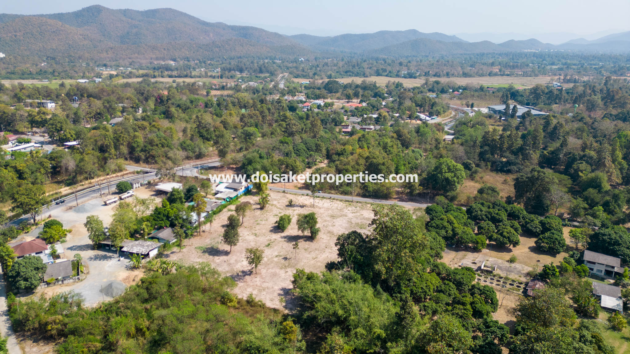 Doi Saket-DSP-(LS393-06) ~6 Rai Plot of Land for Sale Near the 118 Highway in Choeng Doi