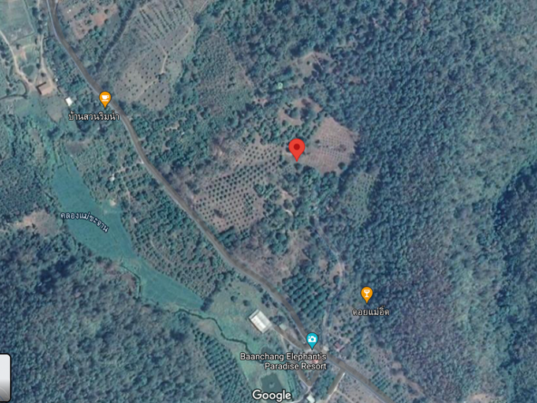 Large plot of land for sale in Mae Tang