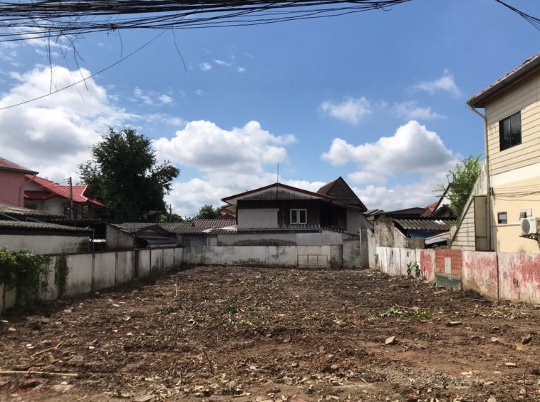 Property id 188ls Land for sale in Sutep area 98 sq.wa near Chiangmai University.-MR-188LS