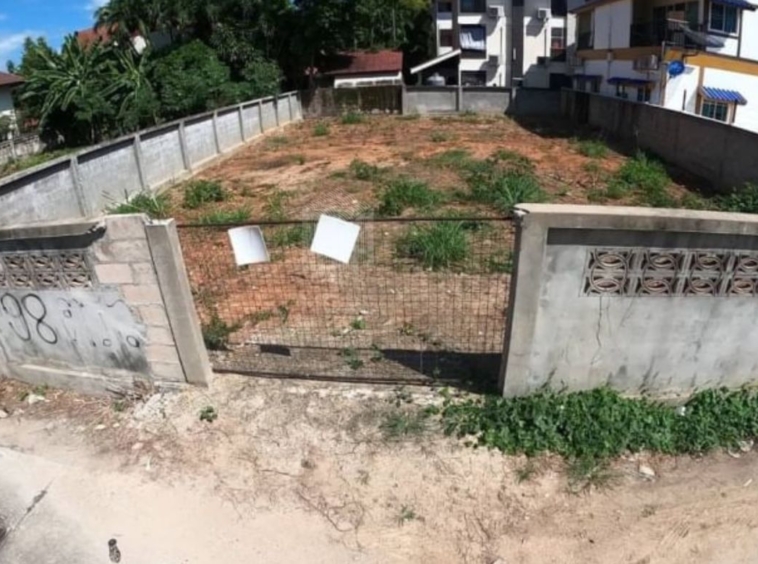 Property ID192LS Land for sale in Santitham Changpuek 98 sq.wa  near Maya mall-MR-192LS