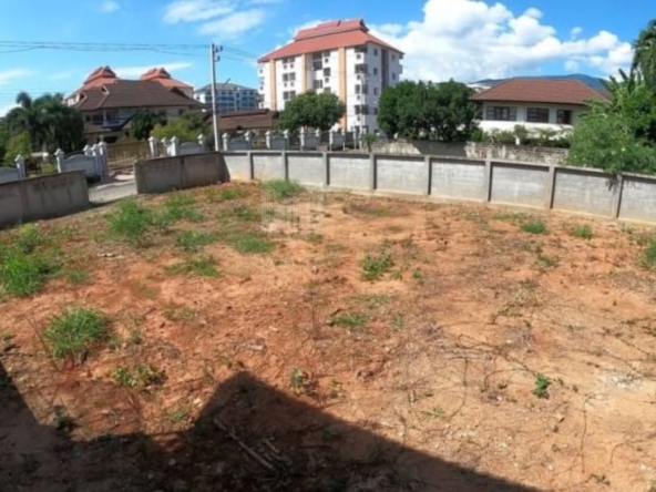 Property ID192LS Land for sale in Santitham Changpuek 98 sq.wa  near Maya mall-MR-192LS