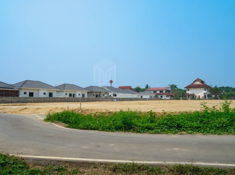 Land for sale Tha Wang Tan – Saraphi 4 Rai 94Sq.wa. between ring road 2