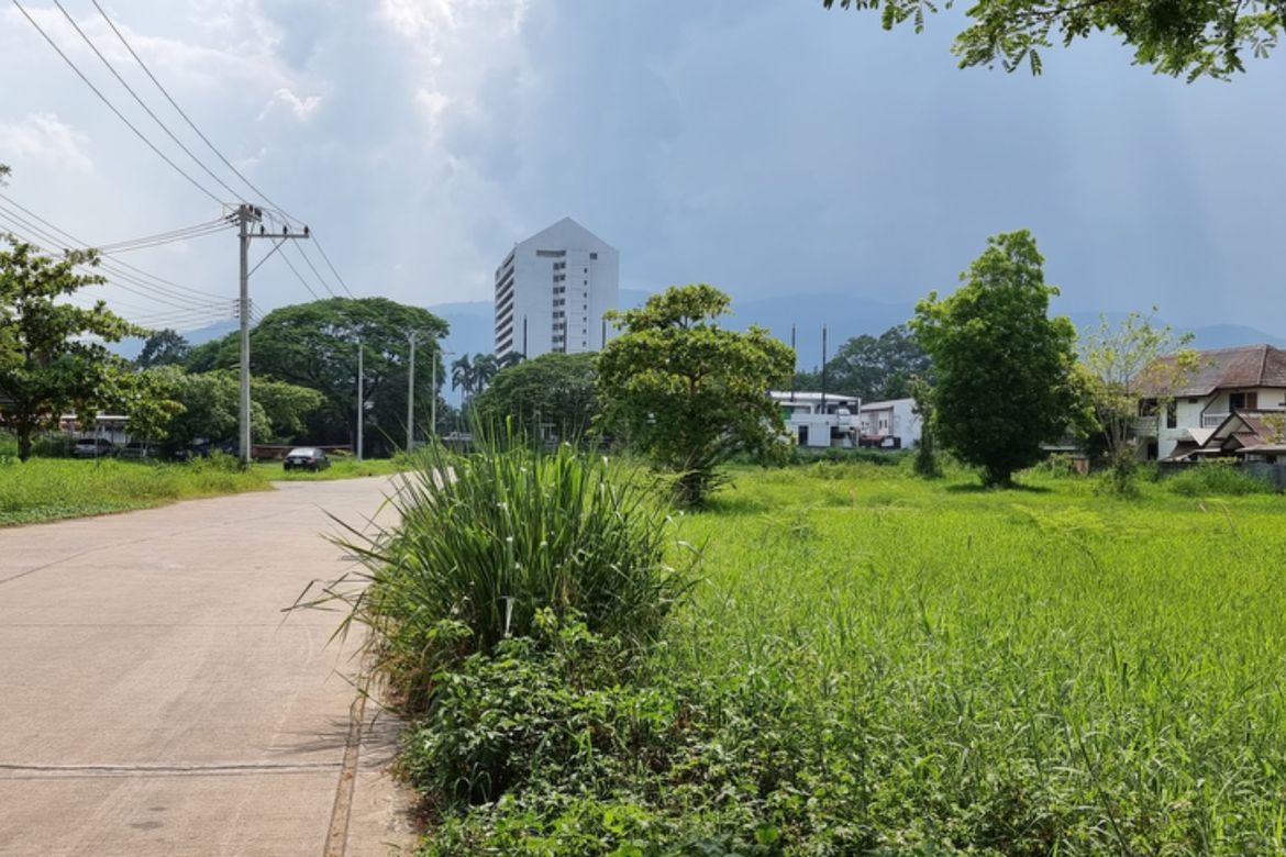 Land for sale behind Chiang Mai Rajabhat University