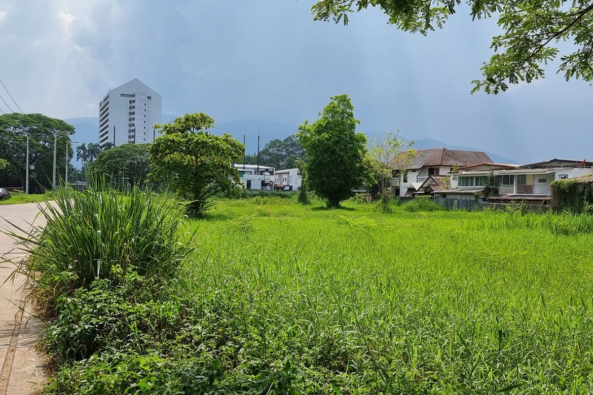 Land for sale behind Chiang Mai Rajabhat University