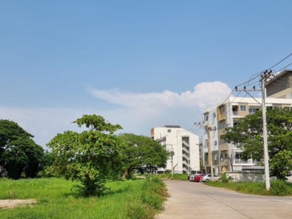 Land for sale behind Chiang Mai Rajabhat University