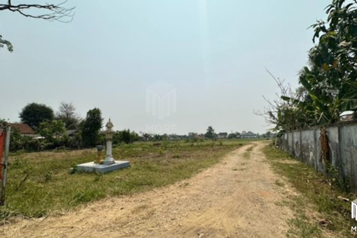 8 – 1 - 44 Rai  near San Kamphaeng School-MR-182LS