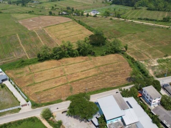 14-3-82 Rai of land for sale near San Kamphaeng-SHG-LS102