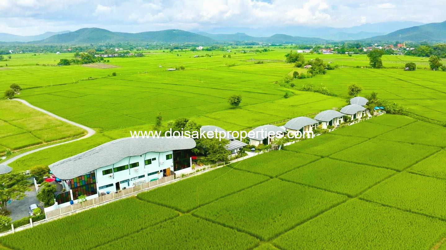 Doi Saket-DSP-(RS005-08) Stunning Extended Family Residence with Many Income Possibilities for Sale in Mae Pong