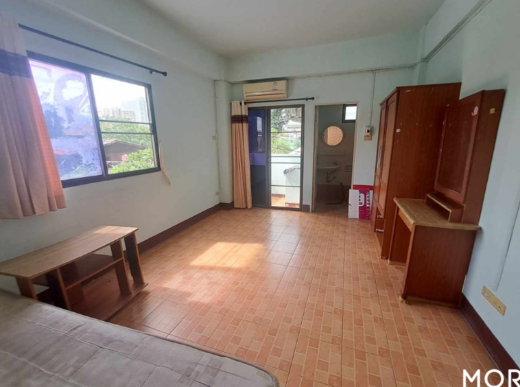 For sale : Chiang Mai – Nong Hoi Dormitory with License