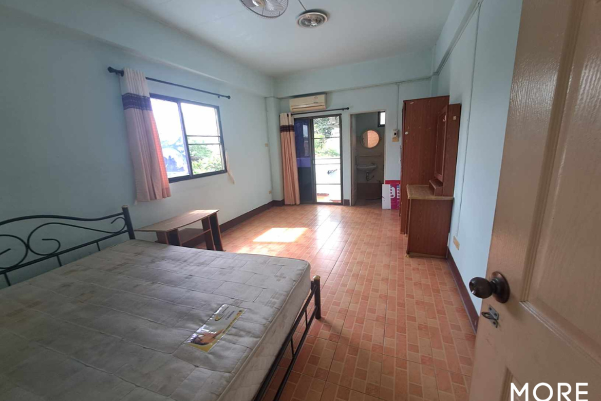 For sale : Chiang Mai – Nong Hoi Dormitory with License