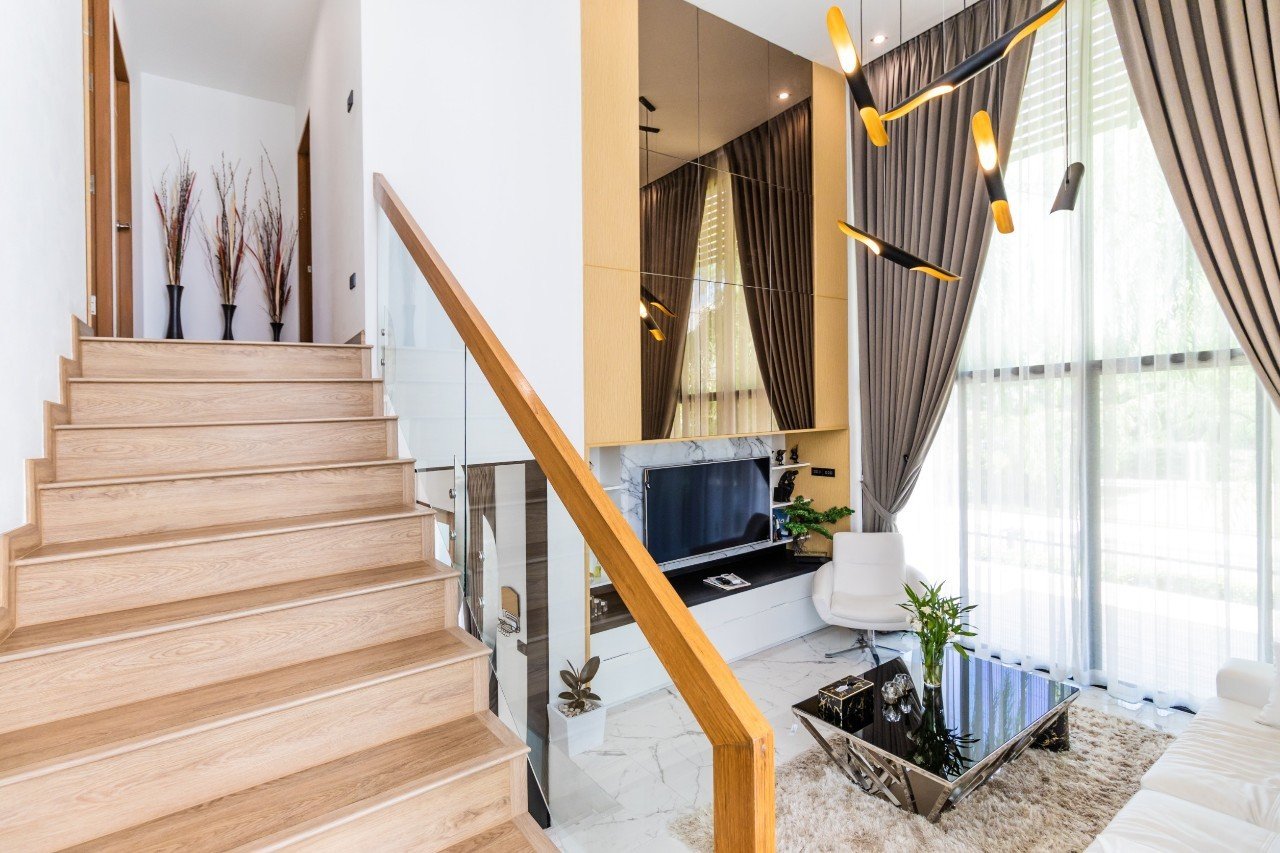 A 2-story townhome in modern style with 3 bedrooms and 3 bathrooms.-DB-NTWCMISS01