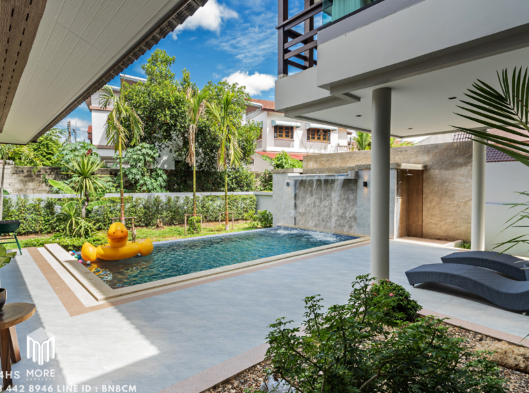 A Luxury House for Sale Contemporary style combination with Thai Lanna Style buit-in teak furniture