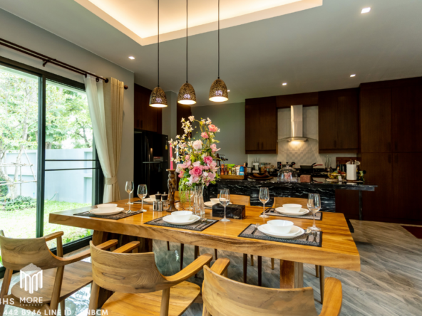 A Luxury House for Sale Contemporary style combination with Thai Lanna Style buit-in teak furniture