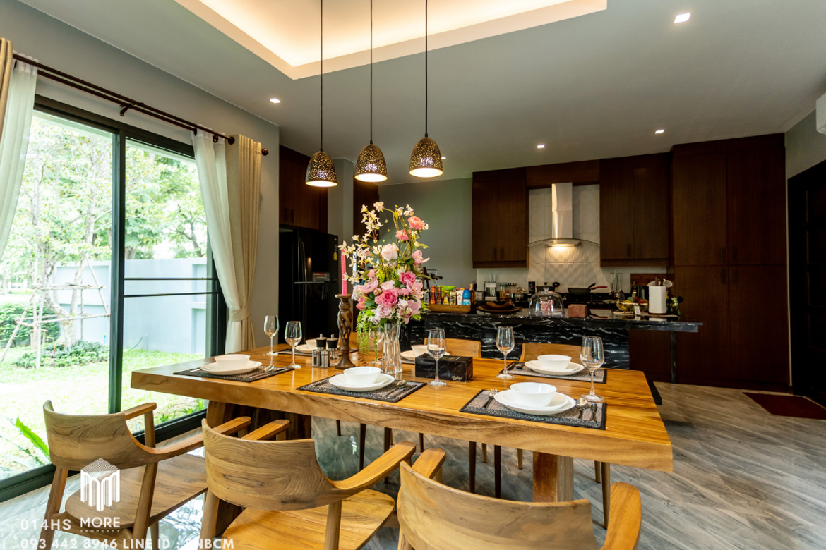 A Luxury House for Sale Contemporary style combination with Thai Lanna Style buit-in teak furniture