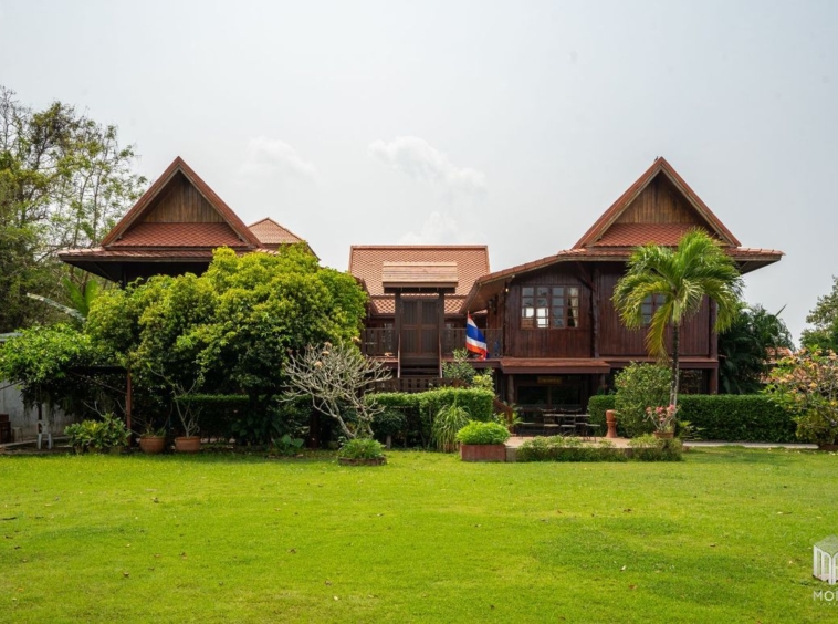 More-023PS Thai teak house for sale in Chiang Mai With swimming pool