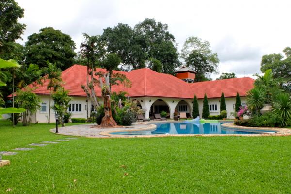 Stunning Luxury Home For Sale Private Pool Large Landscaped Grounds Hangdong Chiang Mai-I-2390