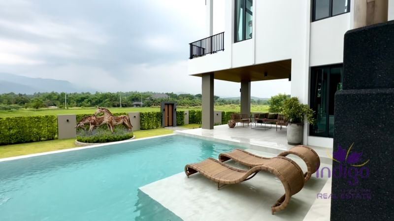 Newly built pool villa for sale