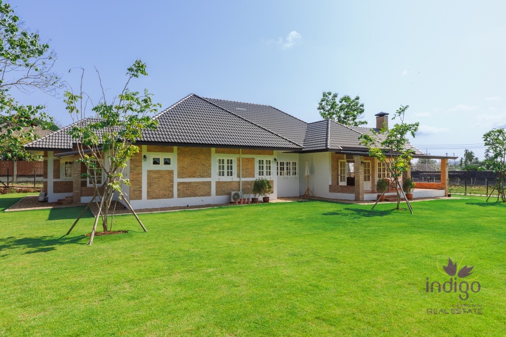 Beautiful Brand New 3-Bedroom English Country Cottage Home for Sale in Huai Sai