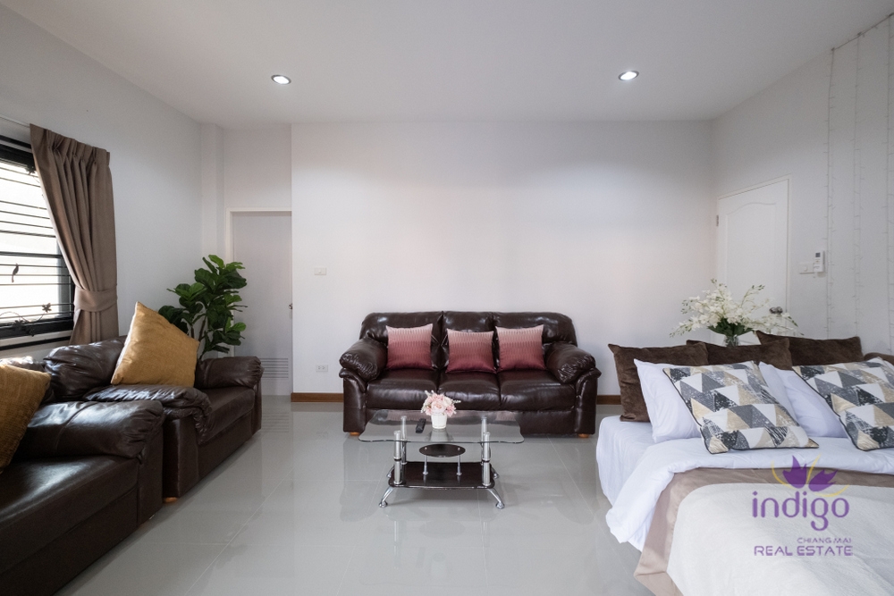 House for Sale 3 bedroom with Private Swimmingpool at Jaikaew Arawan 28