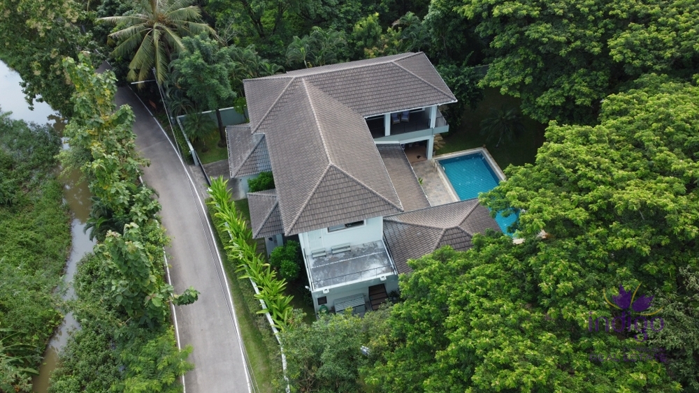 Gorgeous 3 bedroom river front pool villa surrounded by nature and beautiful trees located in a peaceful location in Sannameng