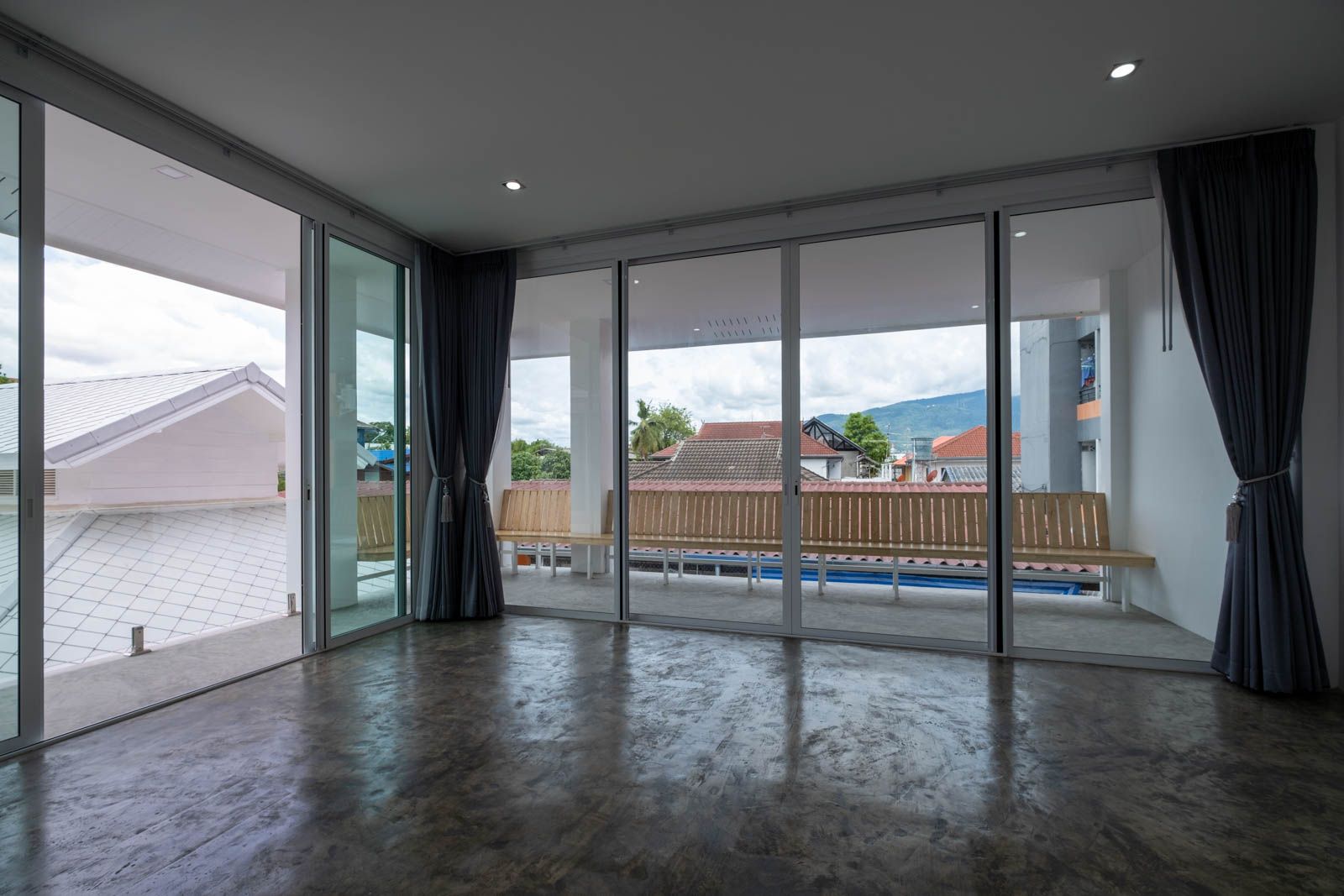 Modern 5 Bedroom in The City-TNP-D992