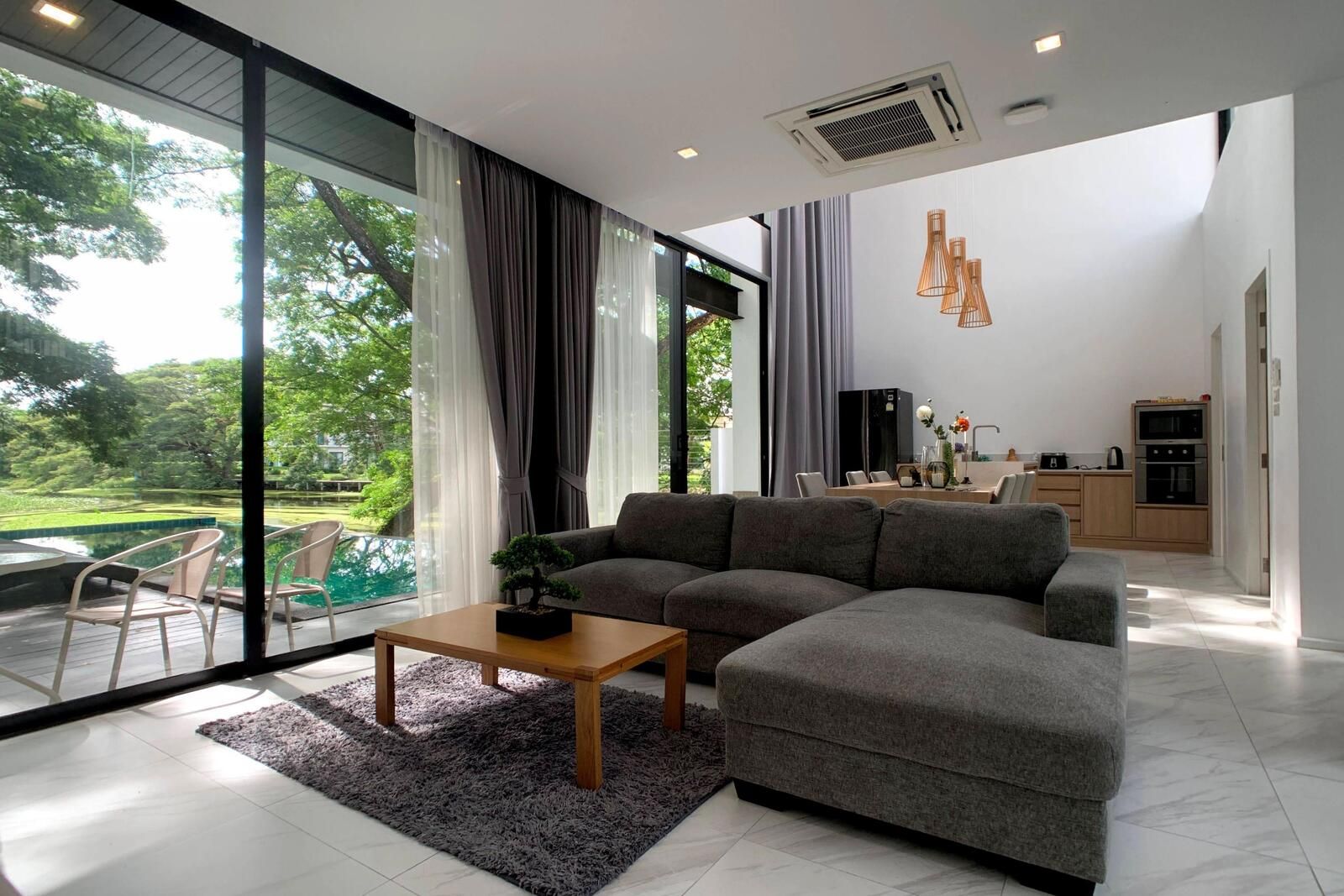 4 Bedroom Lakeside Pool Villa in Hang Dong-TNP-D693