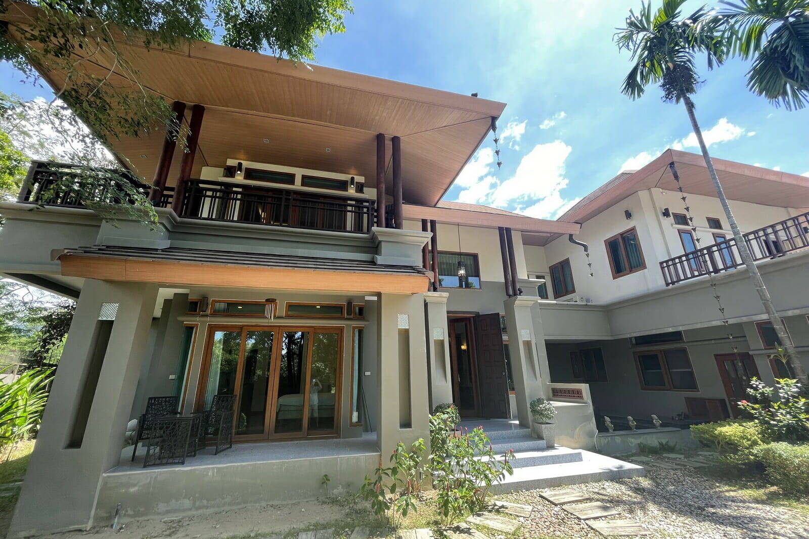 4 Bedroom Home with Indoor Pool in Pran Residences-TNP-D903