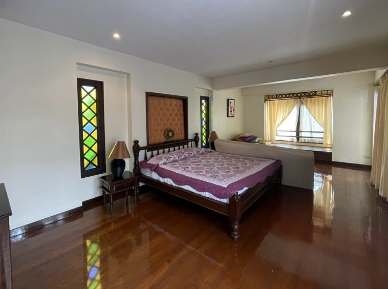 Luxury 5 Bedroom Lakeside Pool Villa in Doi Saket-TNP-D921