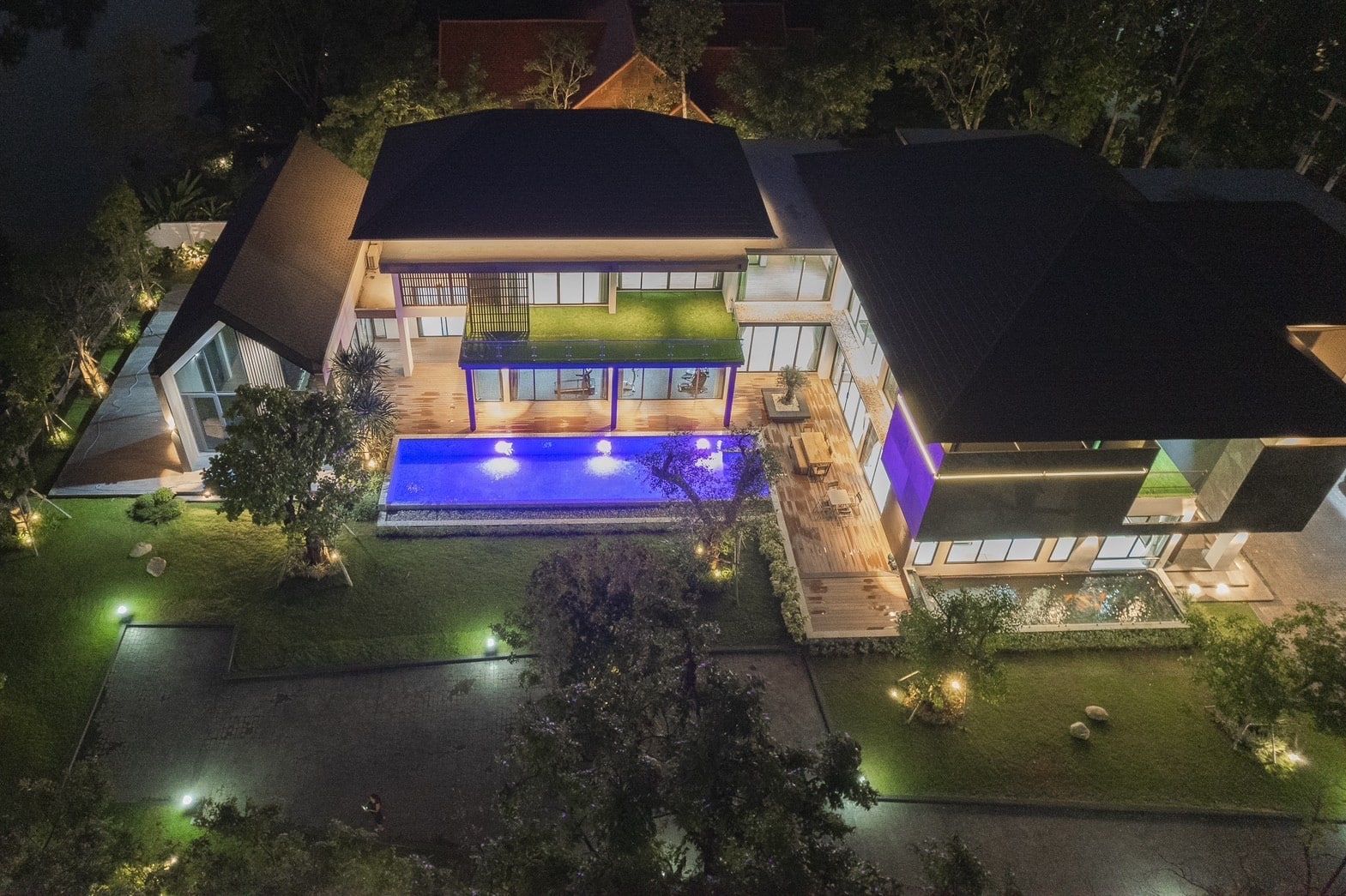 5 Bedroom Luxury Pool Villa in Wang Tan Hang Dong-TNP-A1029