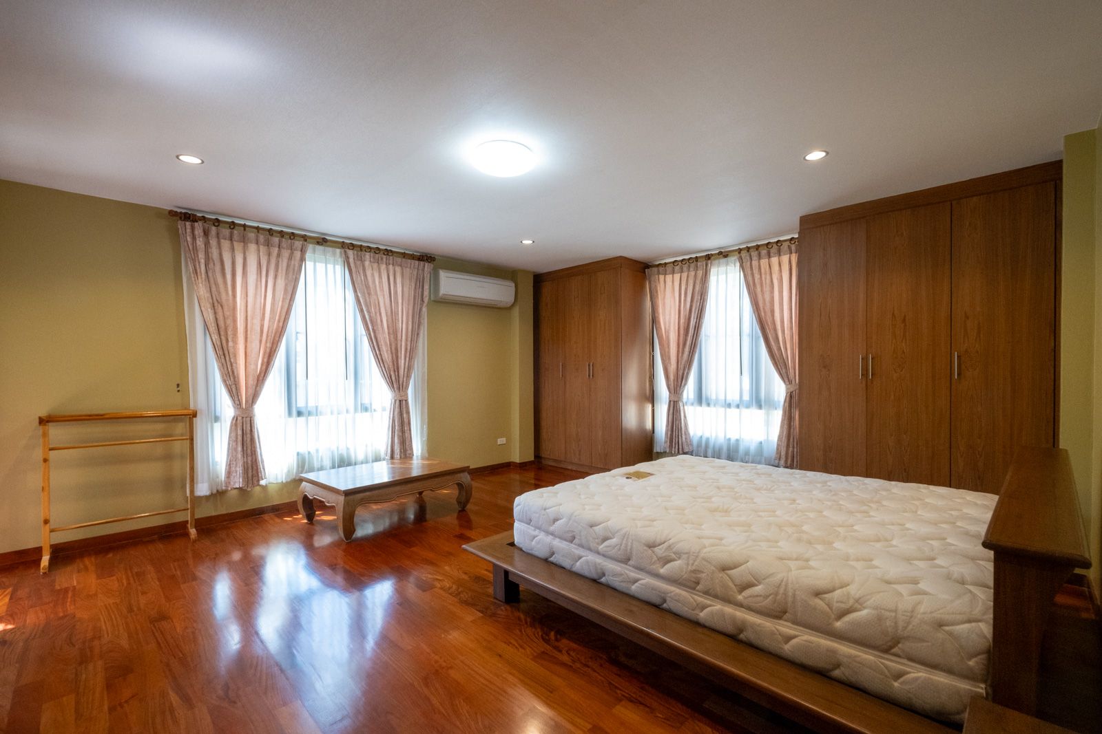 6 Bedroom Luxury Property with Large Grounds in Hang Dong-TNP-D1141