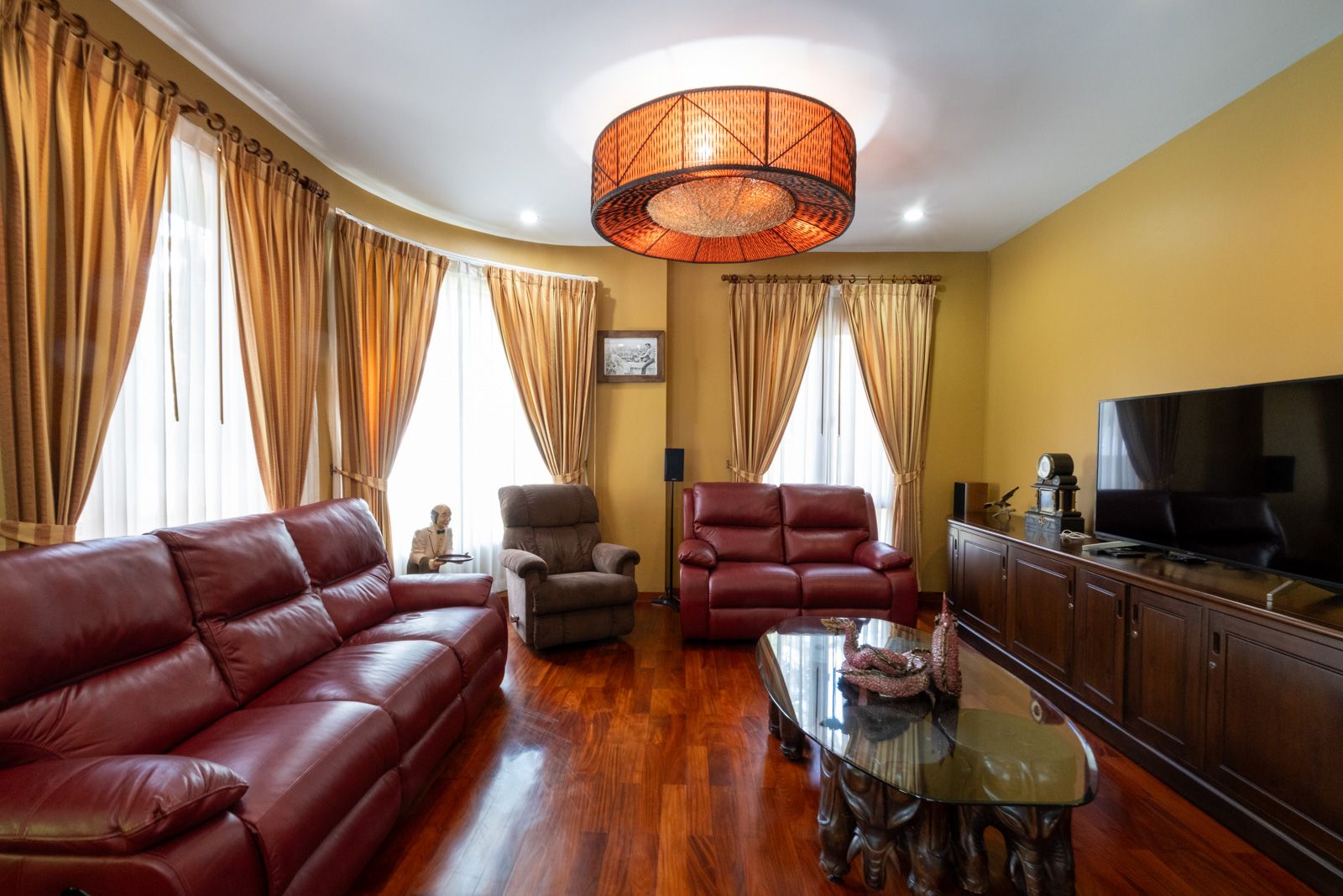 6 Bedroom Luxury Property with Large Grounds in Hang Dong-TNP-D1141