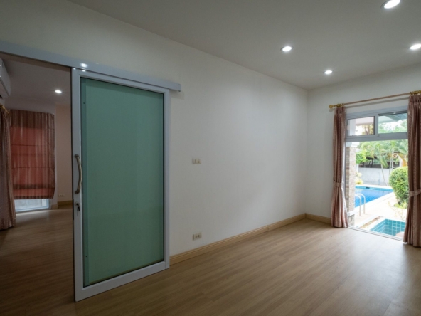 3 Bedroom Split-level with Pool in Wang Tan-TNP-D1153