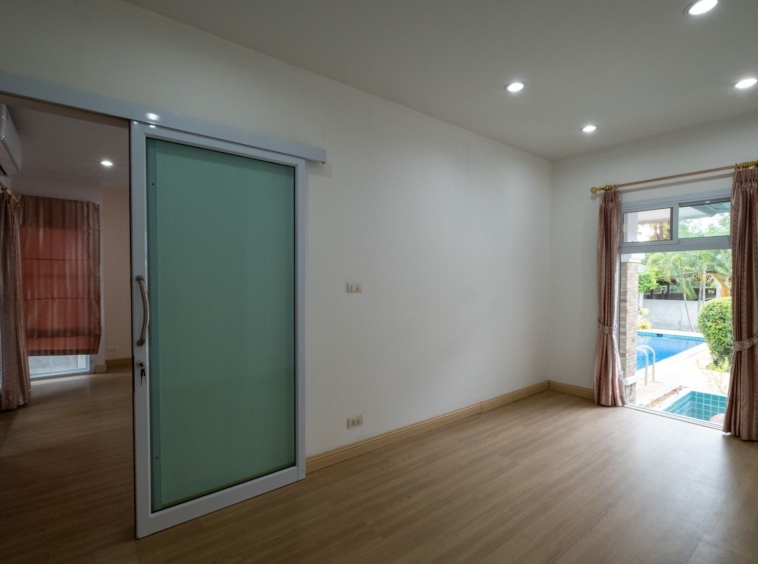 3 Bedroom Split-level with Pool in Wang Tan-TNP-D1153