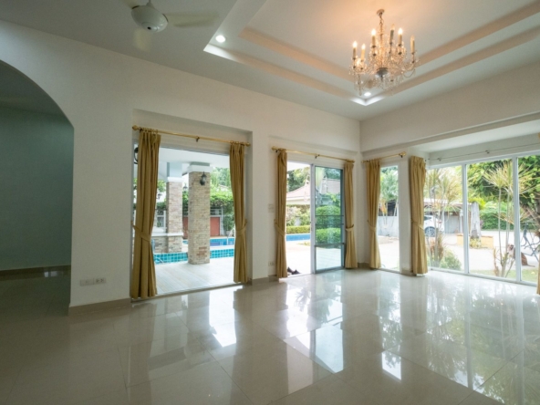 3 Bedroom Split-level with Pool in Wang Tan-TNP-D1153