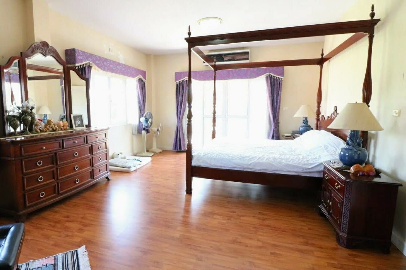 4 Bedroom with Pool and Guest House in Hang Dong-TNP-D530