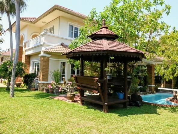 4 Bedroom with Pool and Guest House in Hang Dong-TNP-D530