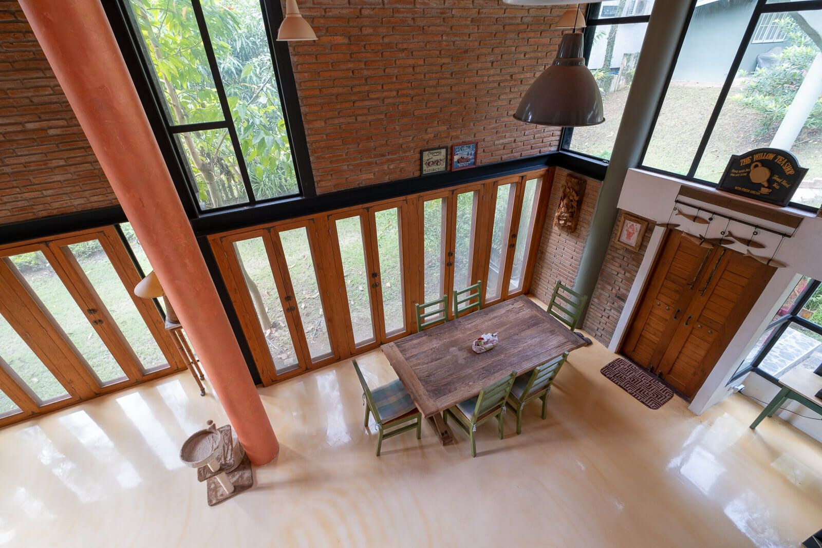 Designer 3 Bedroom Lakeside in Hang Dong-TNP-D950