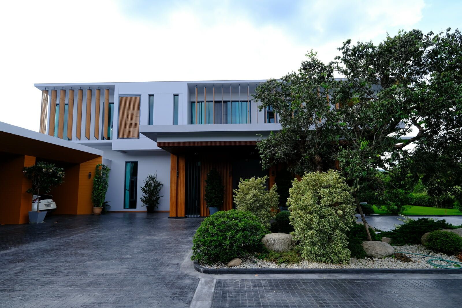 Modern 4 Bedroom Pool Villa with Mountain Views in Mae Rim-TNP-A924