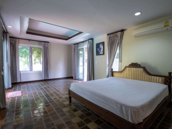 4 Bedroom Pool Villa with Guesthouse near Ruamchok Mall-TNP-A1033